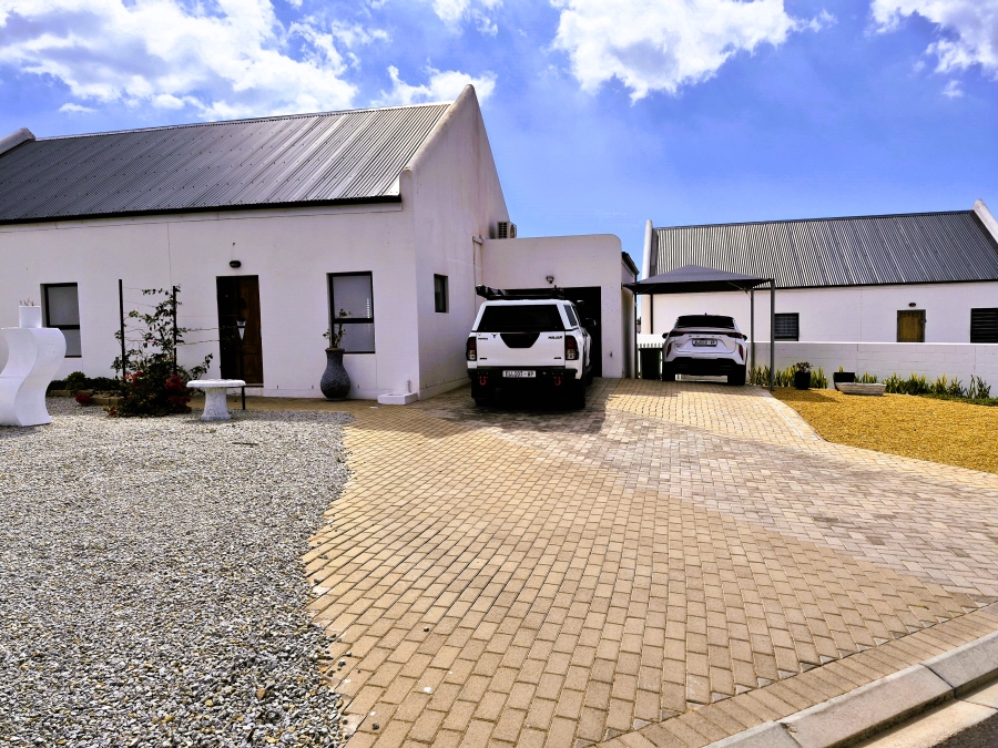 3 Bedroom Property for Sale in Harbour Lights Western Cape